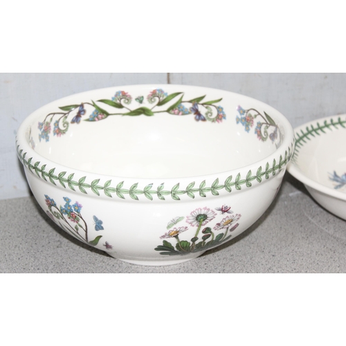 1768 - Qty of Portmeirion Botanic Garden pottery to include bowls and placemats