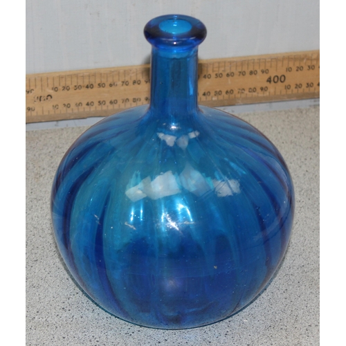 1779 - Qty of blue glass items to incl rose bowl, centrepieces etc