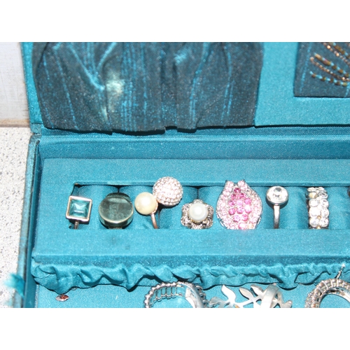 2355 - Qty of assorted costume jewellery rings in decorative box