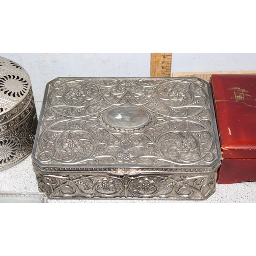 2362 - Qty of assorted vintage and other jewellery boxes etc