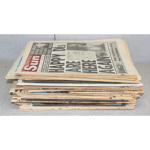 565 - Box of vintage newspapers from dates associated with Royal events