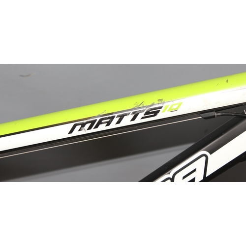 741 - A Merida Matts 10 bicycle with Shimano Altus Groupset