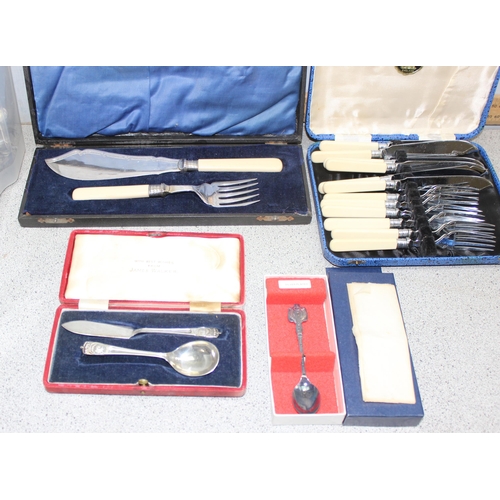 1072 - Qty of assorted antique and later silver plated and other cutlery, some with silver collars, some bo... 