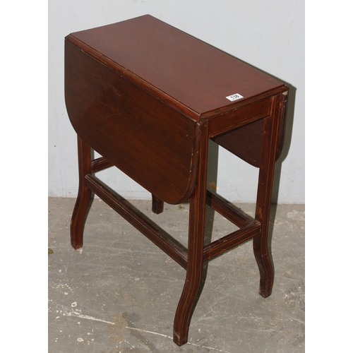 138 - A small Edwardian mahogany Sutherland drop leaf table with swivel top, approx 84cm wide x 61cm deep ... 