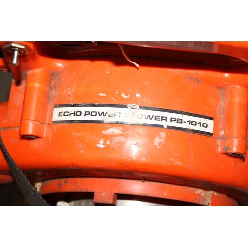 321 - An Echo PB-1010 petrol leaf blower