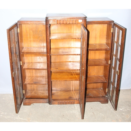 18 - An Art Deco period glazed oak display cabinet, approx 120cm wide x 29cm deep x 122cm tall