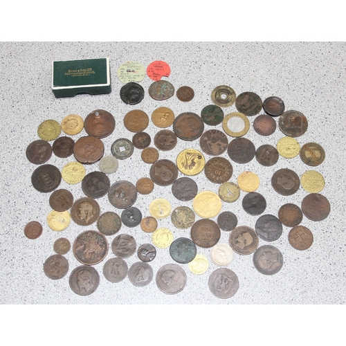 1249 - A qty of assorted interesting antique and later copper and other coins, medallions and tokens, to in... 