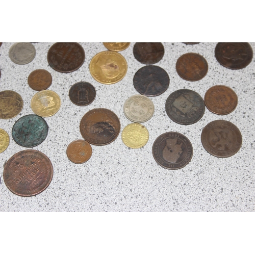 1249 - A qty of assorted interesting antique and later copper and other coins, medallions and tokens, to in... 