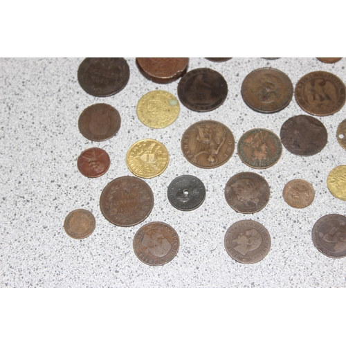 1249 - A qty of assorted interesting antique and later copper and other coins, medallions and tokens, to in... 