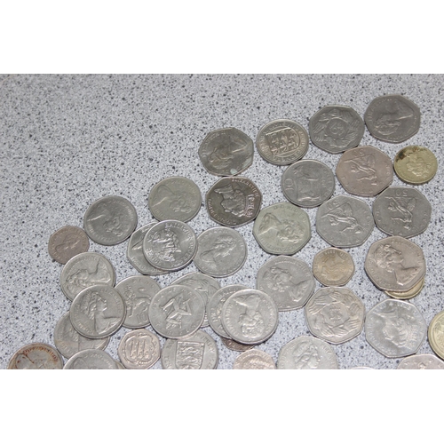 1250 - Qty of assorted old style British coins and Isle of Man coins etc, approx 1kg gross