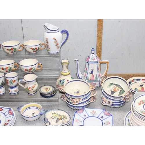 1814 - Qty of vintage Quimper pottery to include vases, soup bowls & meat platter