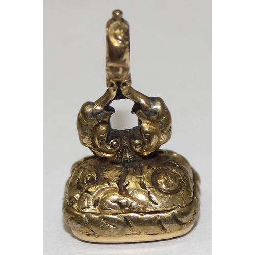 2448 - A Georgian gold plated or gold filled fob seal with engraved bloodstone depicting a swan, approx 25m... 