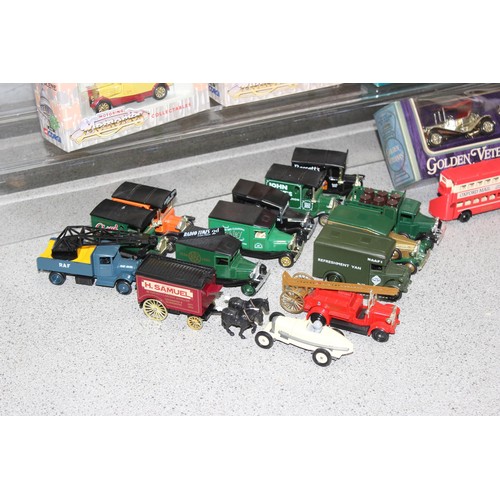 1558 - A large qty of assorted boxed model vehicles to inc Britains & Corgi Legends of Speed