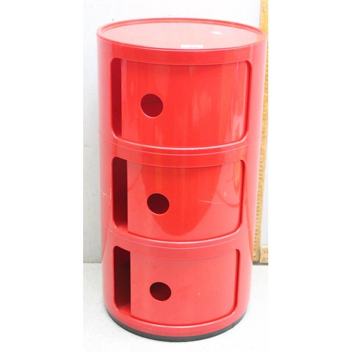 96 - A vintage Kartell Componibili three tier storage unit in red by Anna Castelli Ferrieri, approx 58cm ... 