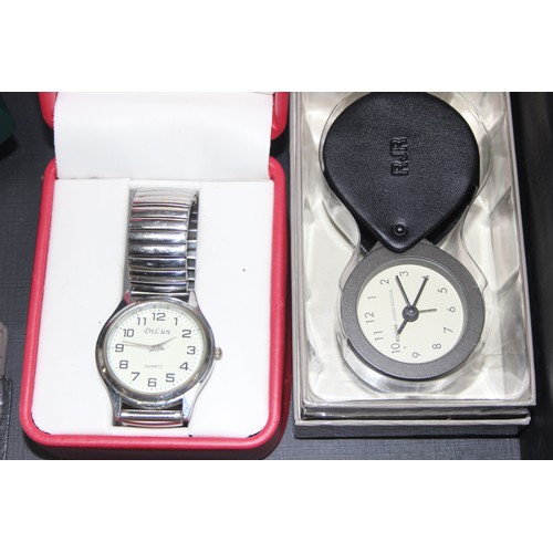 1353 - A large qty of assorted modern dress watches and other watches etc