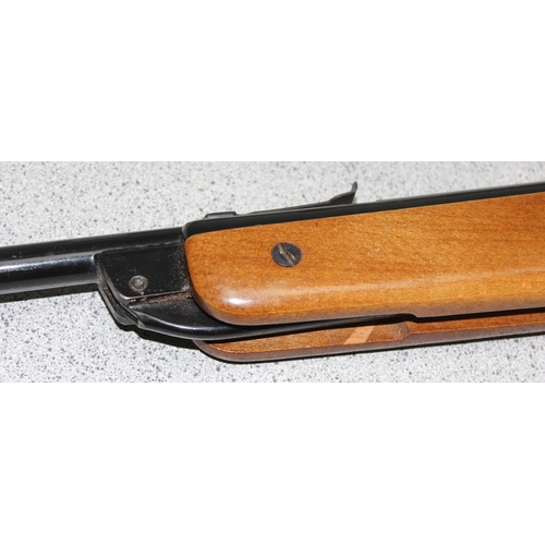 1494 - BSA Meteor .22 air rifle with unbranded detached telescopic sight