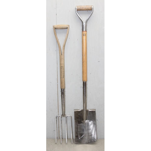 301 - Stainless steel garden fork and spade with wooden handles (2)