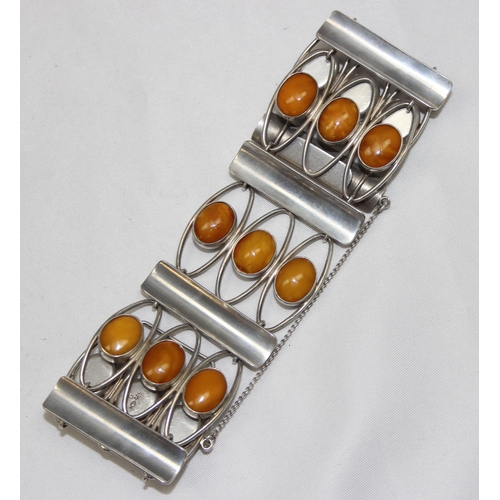 1104 - Bernstein Fischlandschmuck -  a retro German 835 silver and cabochon amber bracelet, marked 835 and ... 