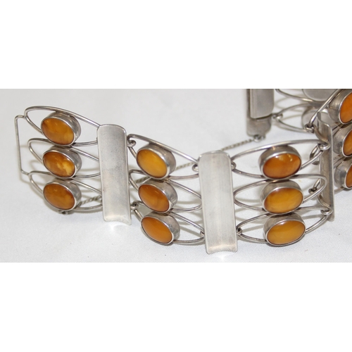 1104 - Bernstein Fischlandschmuck -  a retro German 835 silver and cabochon amber bracelet, marked 835 and ... 