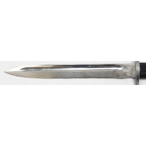 1401 - An unusual WW2 period German bayonet by E & F Horster of Solingen, the handle scales inlaid with a b... 