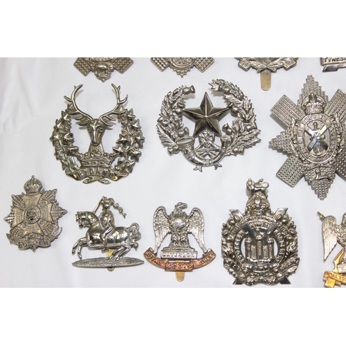 1406 - Military cap badges - 18 assorted Scottish related cap badges, various regiments