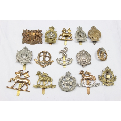 1414 - Military cap badges - 15 assorted military cap badges all relating to London, to include Kent & Coun... 