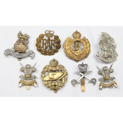 1420 - Military cap badges - 8 assorted military cap badges, various regiments to include Artists Rifles, T... 