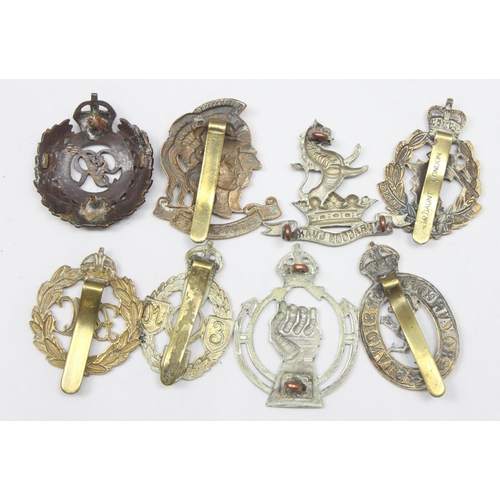 1421 - Military cap badges - 8 assorted military cap badges, various regiments to include Artists Rifles, R... 