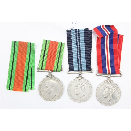 1437 - 8 assorted WW2 medals