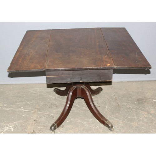 53 - An antique mahogany dropleaf table, approx 104cm wide x 105cm deep x 70cm tall