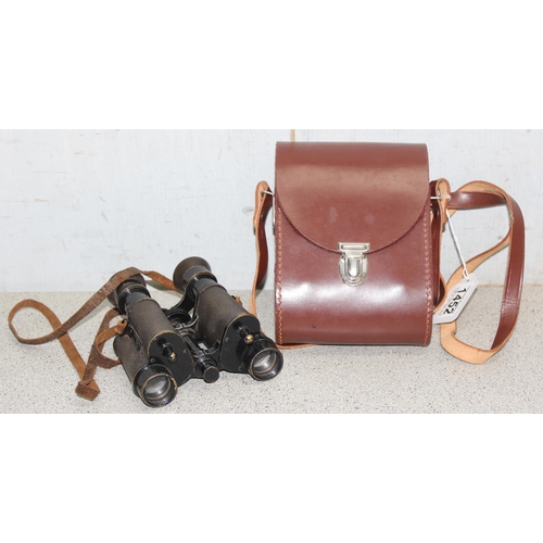 1452 - A pair of WW2 period binoculars by Ashton Hayes of Cheshire, likely Officer's private purchase but n... 