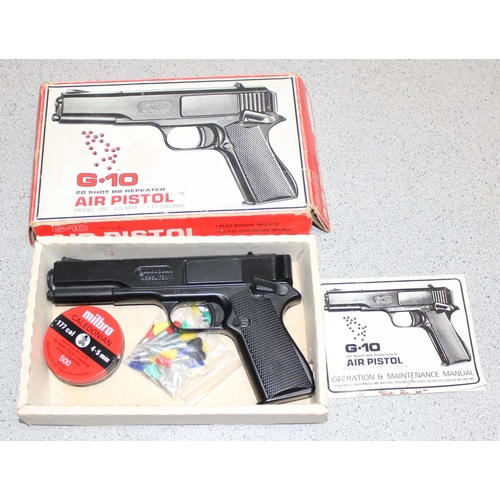 1455 - G10 20 shot deluxe model air pistol .177 calibre, in original box