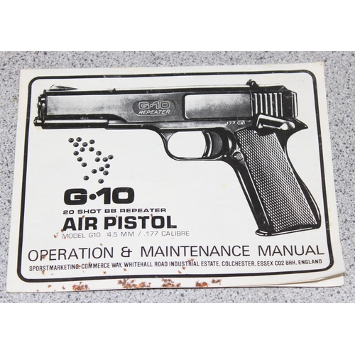 1455 - G10 20 shot deluxe model air pistol .177 calibre, in original box