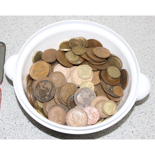 1206 - Qty of mixed coins to incl a silver 1936 Mercury Dime, approx 1.8kg gross