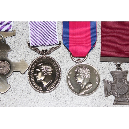 1447 - 7 assorted copy medals to inc 2 Victoria Cross, 2 DFC etc