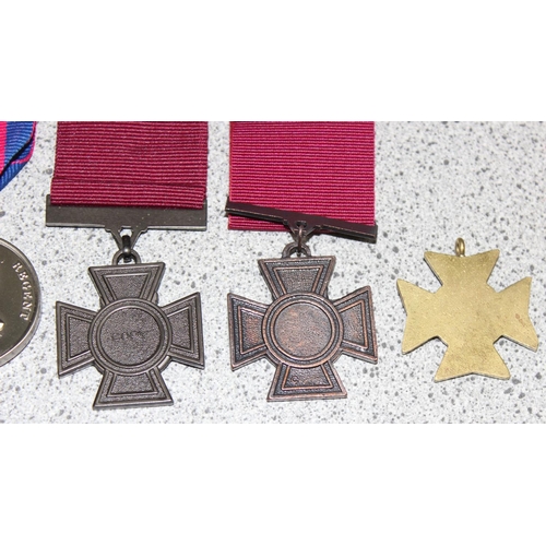 1447 - 7 assorted copy medals to inc 2 Victoria Cross, 2 DFC etc