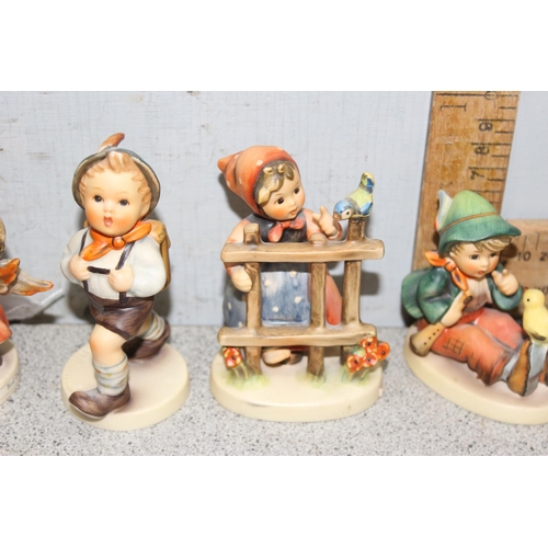 1637 - 9 various Goebel Hummel figurines, tallest approx 10cm