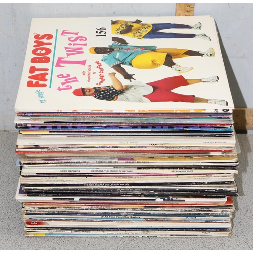 600 - Qty of vinyl record LPs and 12