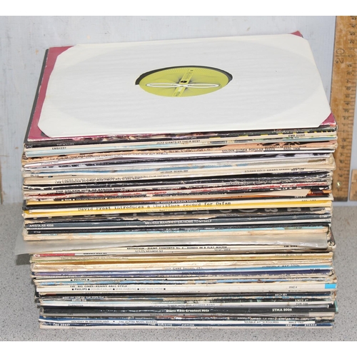 601 - Qty of vinyl record LPs and 12