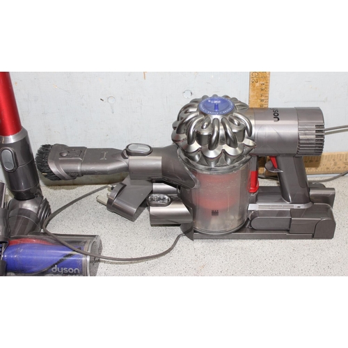 805 - Dyson V6 total clean vacuum with charger and wall-mount