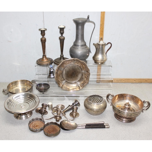 1008 - Approx 9kg of silver-plate & pewter to include a water jug & wine coaster