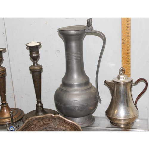 1008 - Approx 9kg of silver-plate & pewter to include a water jug & wine coaster