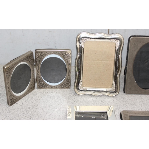 1010 - Qty of silver-plated photo frames