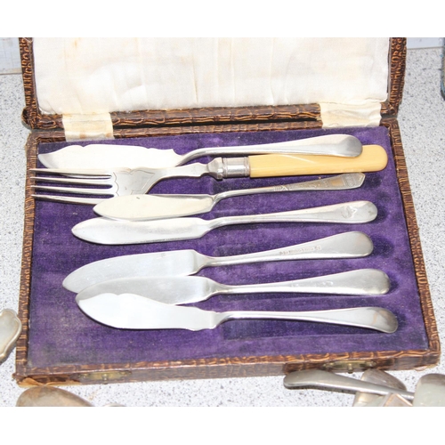 1012 - Mixed lot of silver-plated cutlery, approx 4.6kg gross