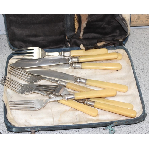 1012 - Mixed lot of silver-plated cutlery, approx 4.6kg gross