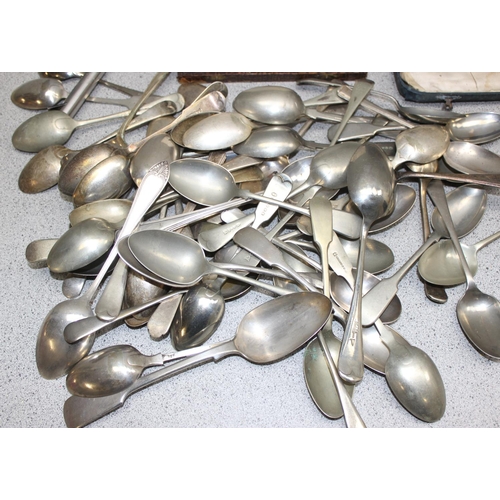 1012 - Mixed lot of silver-plated cutlery, approx 4.6kg gross