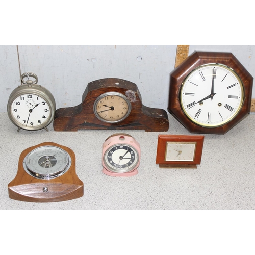 1301 - Qty of vintage clocks and a barometer (6)