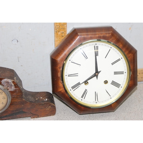 1301 - Qty of vintage clocks and a barometer (6)