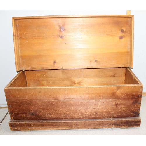 126 - Vintage pine storage trunk approx 68 x 40 x 35cm