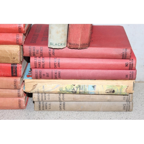 518 - Qty of children's books to incl Biggles & Just William, some early editions